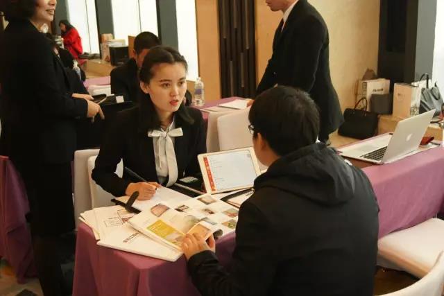 無錫紫蘋果裝飾